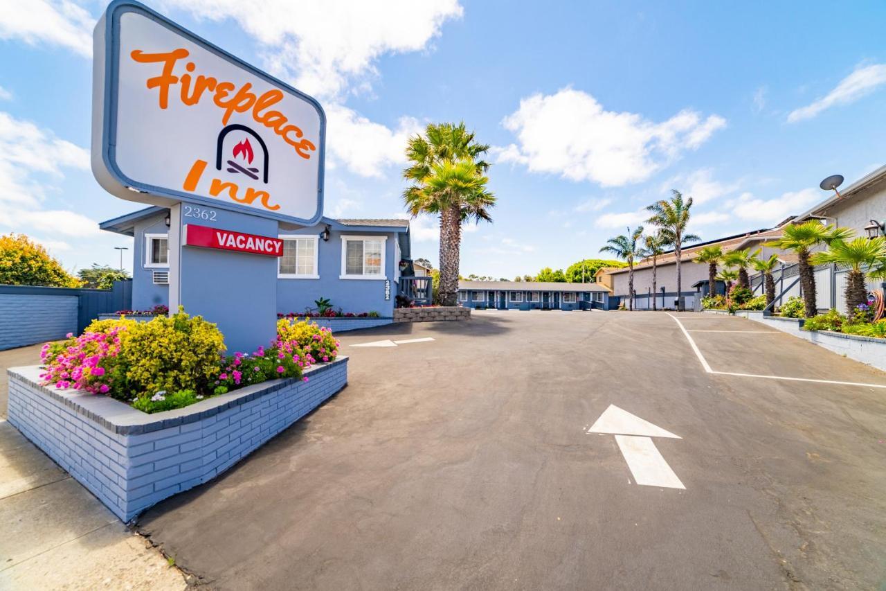 The Monterey Fireplace Inn Bagian luar foto
